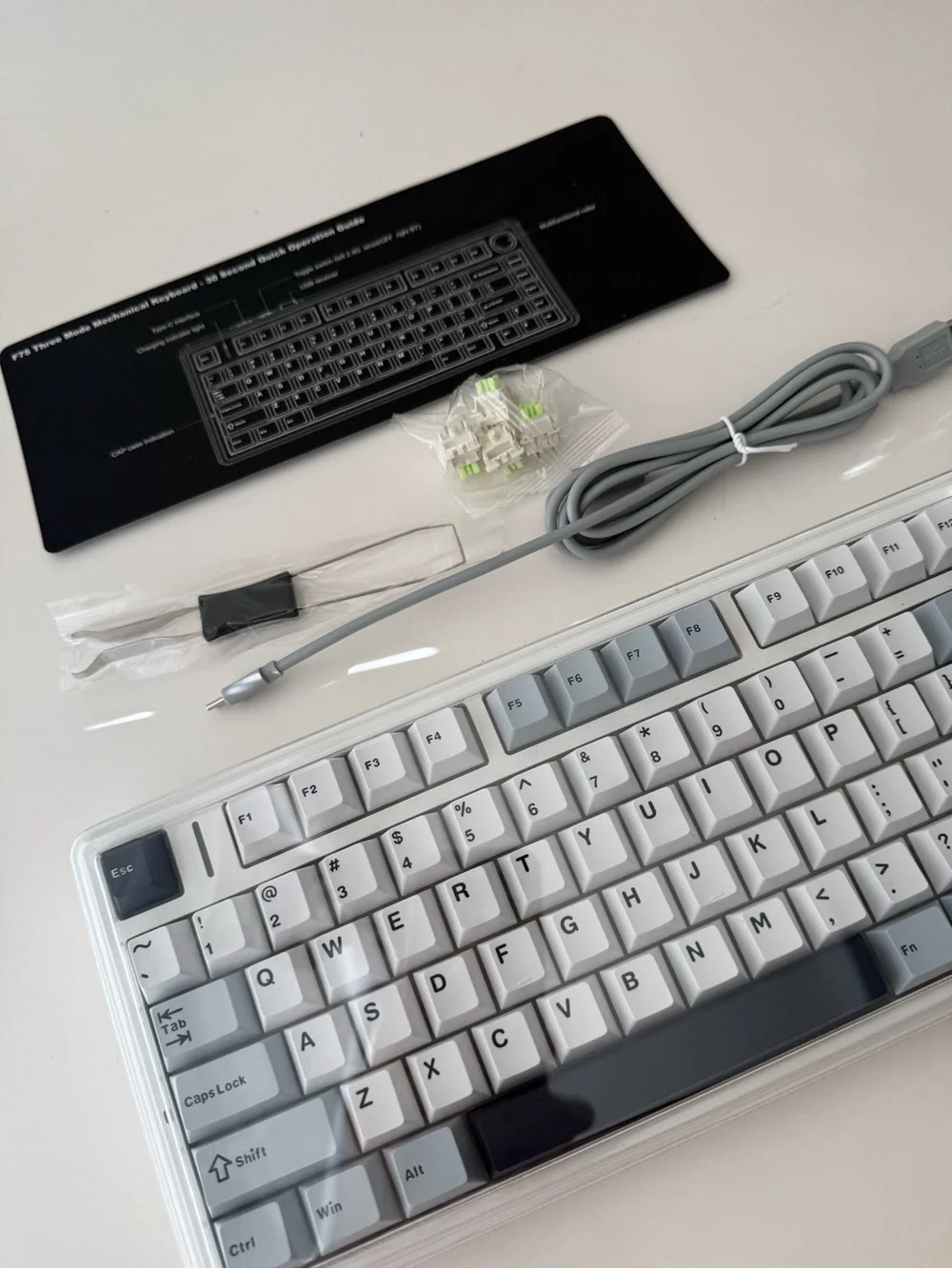 EPOMAKER x AULA F75 mechanical keyboard - Creamy sound, RGB, Hot-Swappable